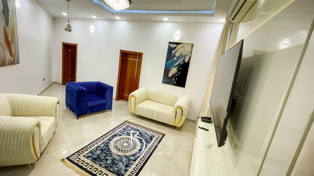 Best Three Bedroom Suite in Lagos | Cozy Suite | BridgeHampton Lagos